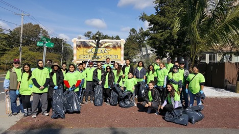 AP Environmental students assist with Patchogue river clean up project.