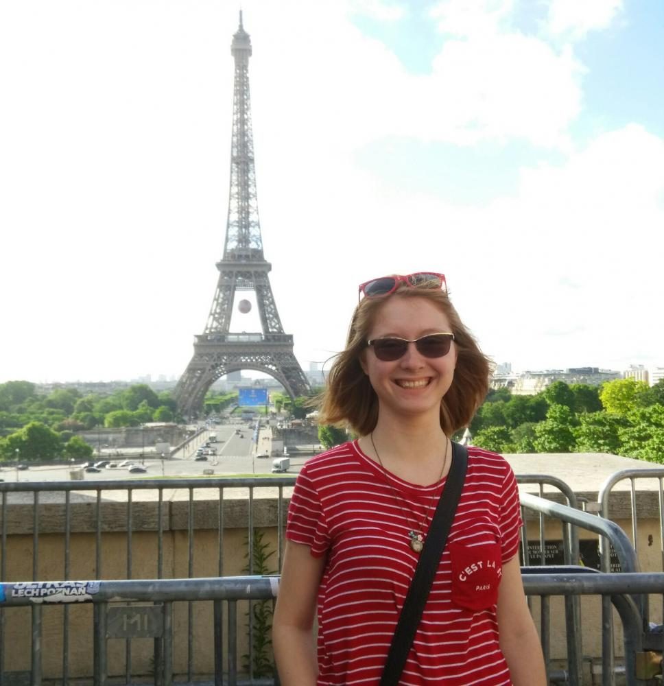 Amanda+Coccia+pictured+in+front+of+the+Eiffel+Tower+in+Paris%2C+France.