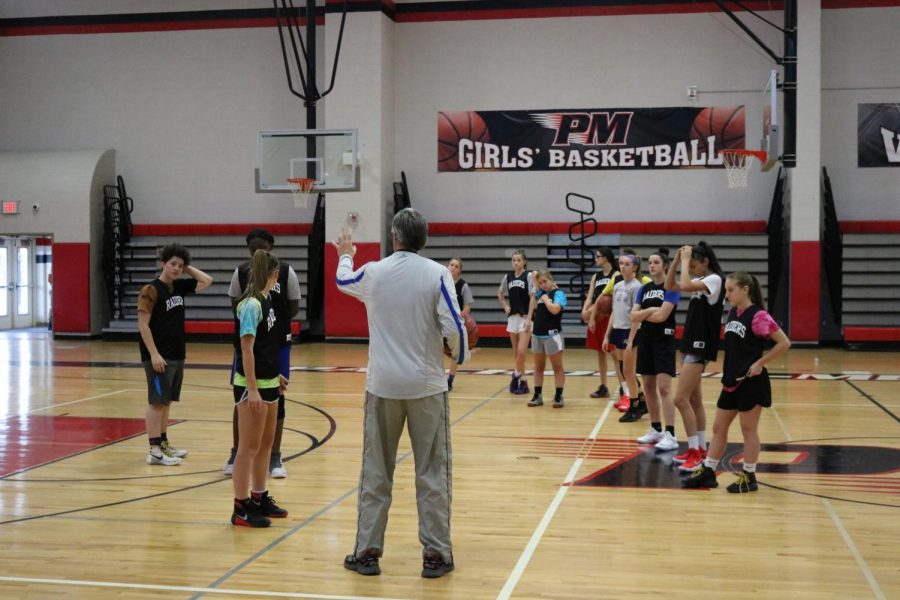 Girls basketball team at practice.