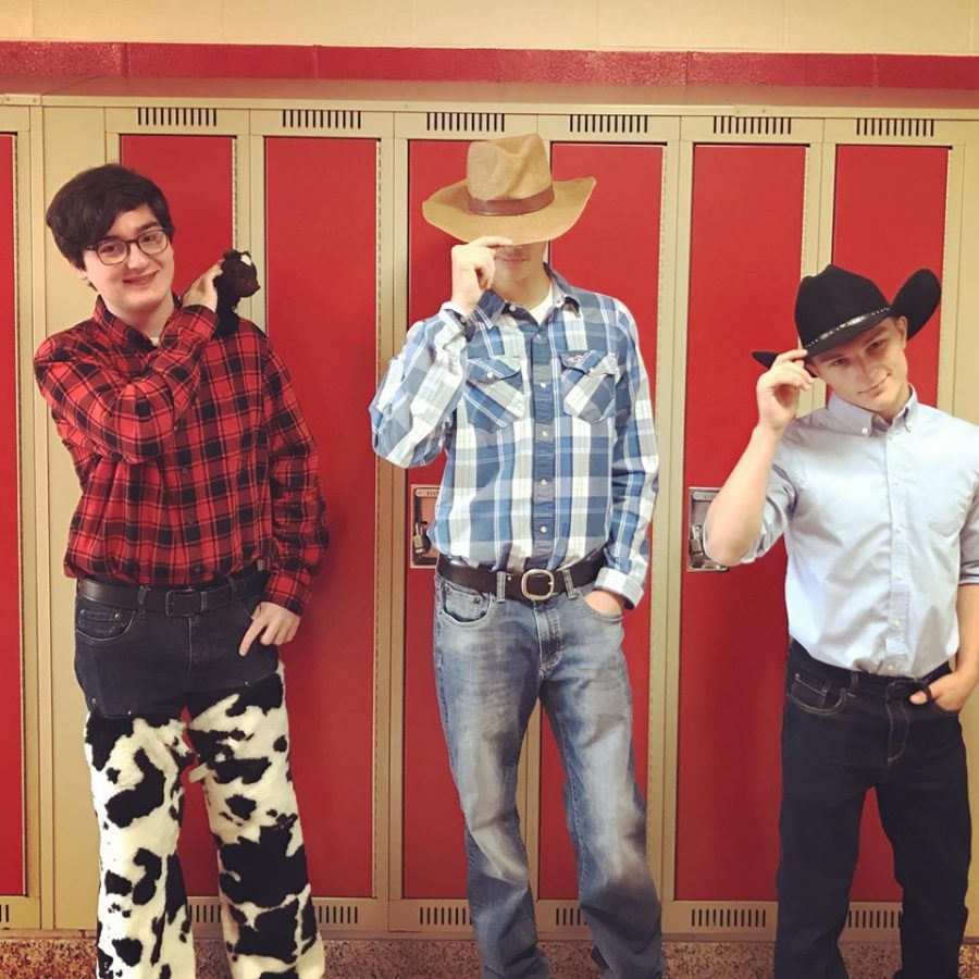 Yehaw Day brought some cowboys and cowgirls to the halls of PMHS. 