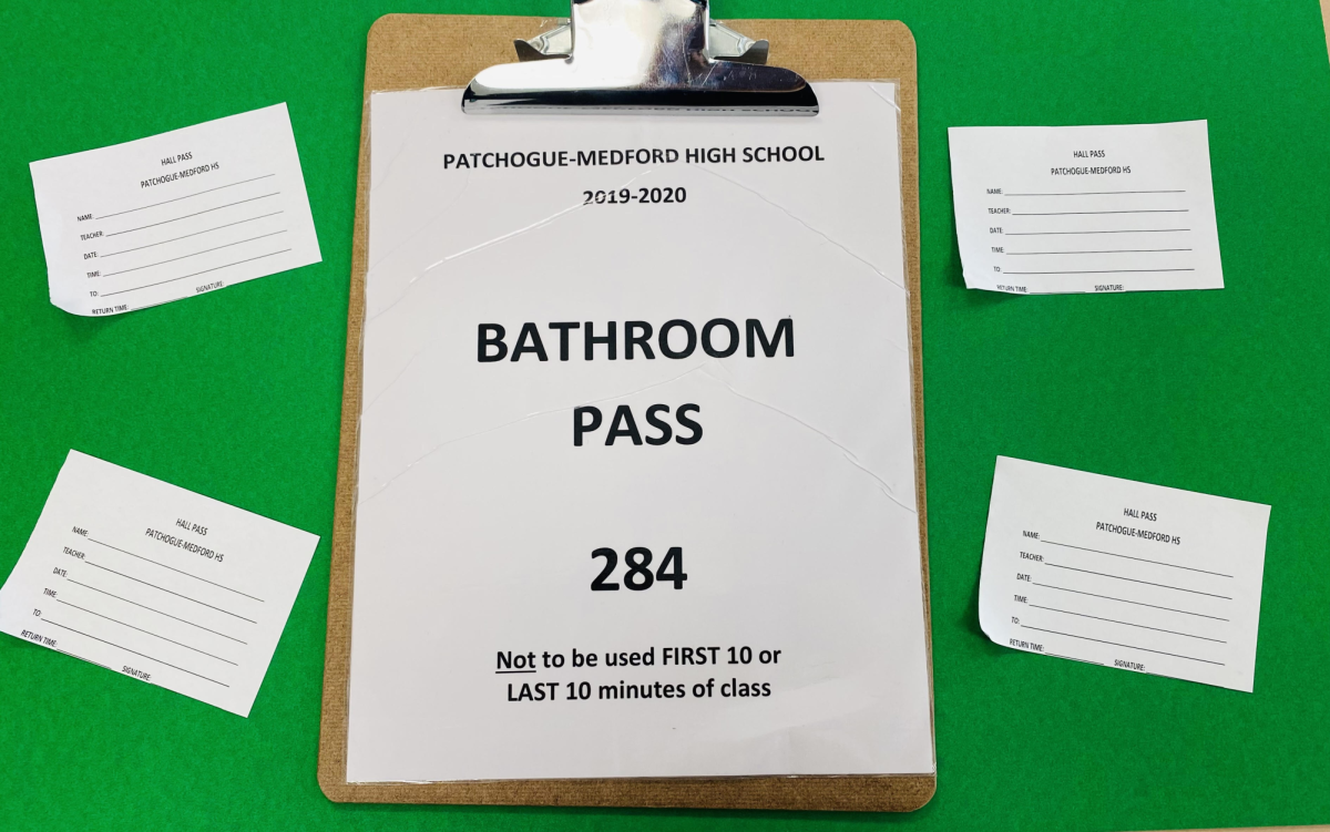 The+clipboards+and+paper+passes+are+being+eliminated+this+school+year%2C+and+students+will+be+instructed+to+use+the+new+Smart+Pass+system.