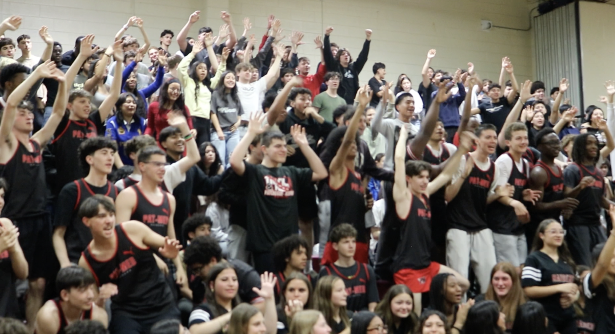 Students wait for t-shirt toss from the General Organization members.